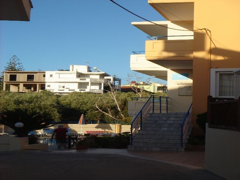 Dias Hotel Apartments Agia Marina Exterior foto